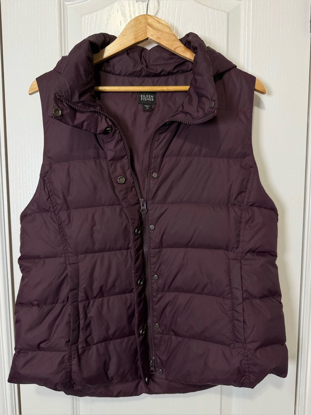 Eileen Fisher Hooded Down Puffer Vest Dark Plum Purple Medium - Picture 6 of 9